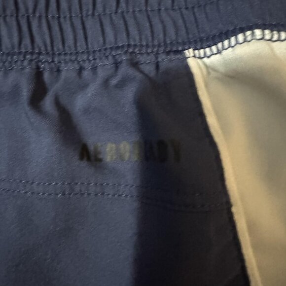 Adidas Shorts Womens Small Navy Blue Aeroready Running Athletic Dolphin Hem - Picture 7 of 8
